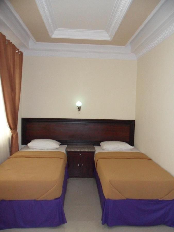 Delaga Biru Convention Hotel Bogor Exterior foto