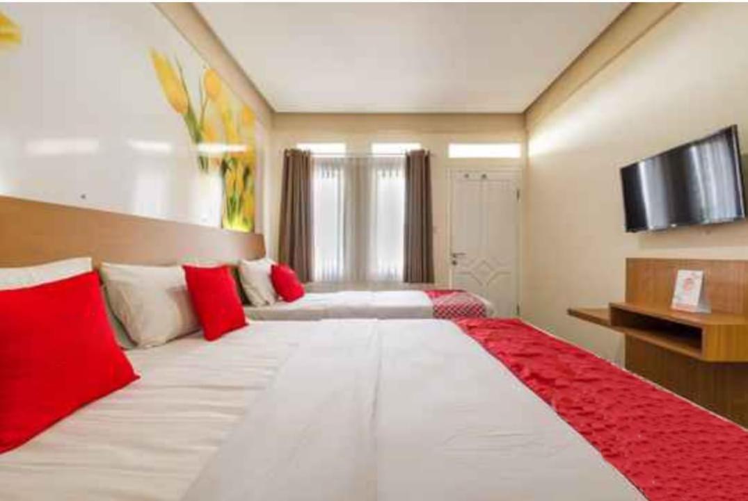 Delaga Biru Convention Hotel Bogor Exterior foto
