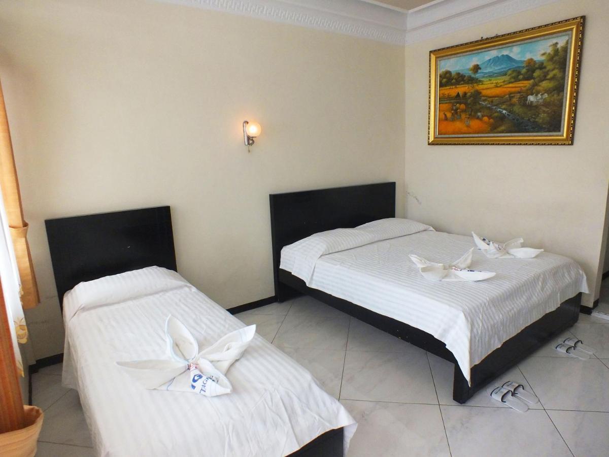 Delaga Biru Convention Hotel Bogor Exterior foto
