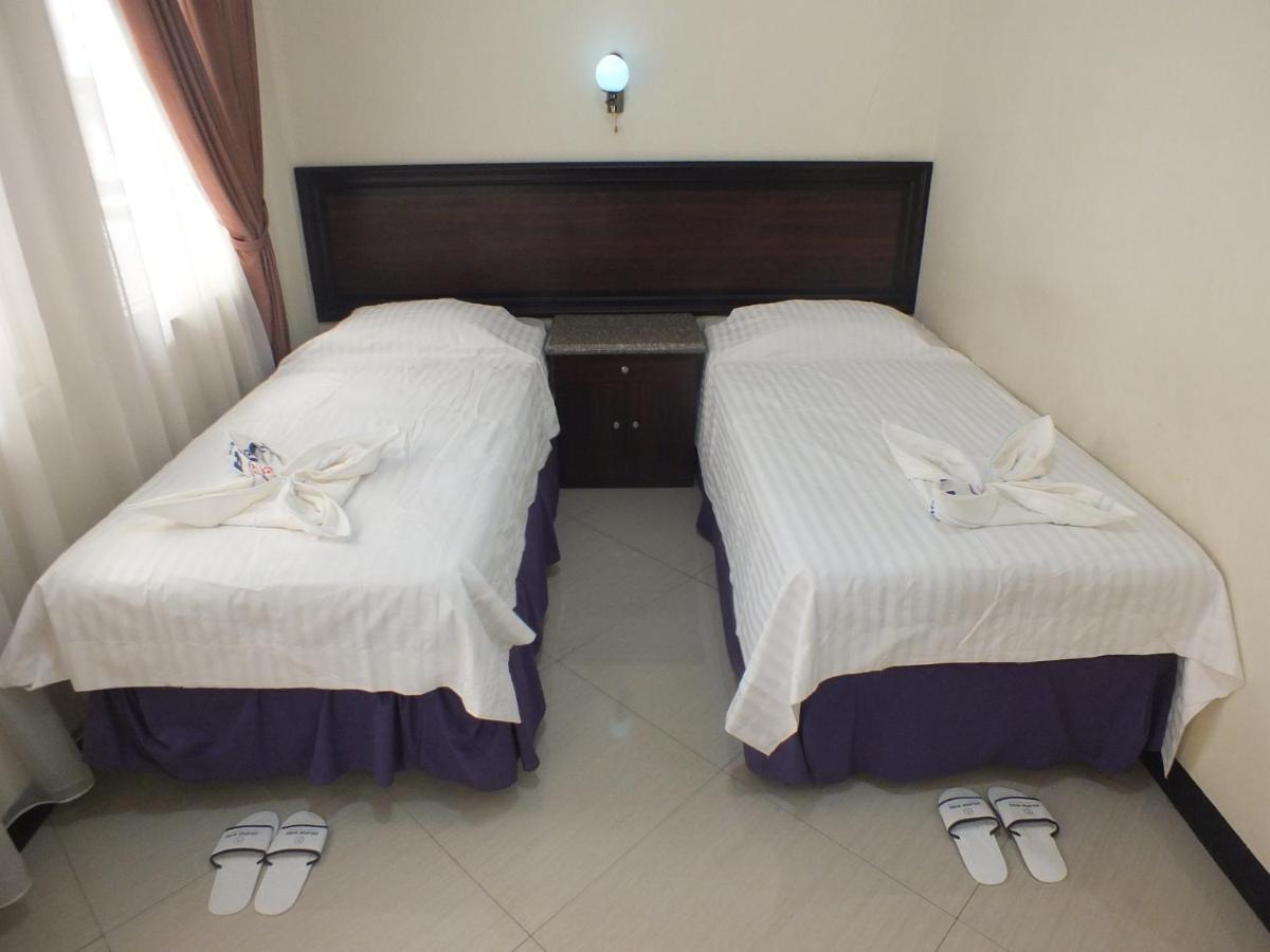 Delaga Biru Convention Hotel Bogor Exterior foto